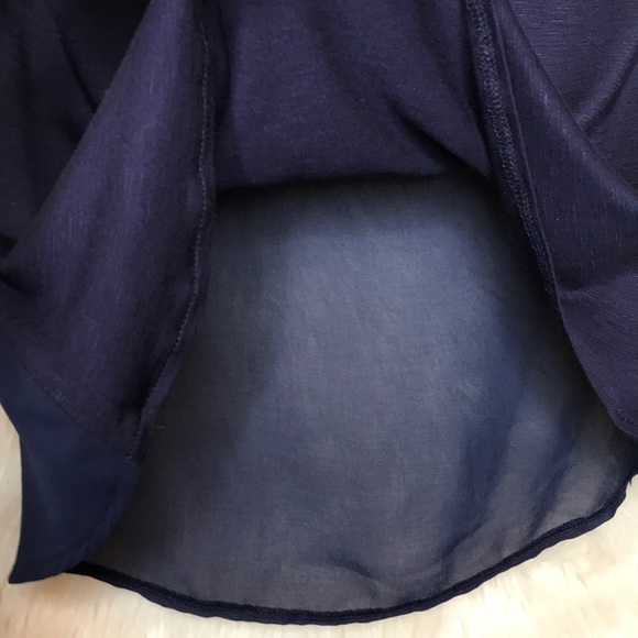 HeartSoul Navy blouse. Size M - Picture 5 of 8